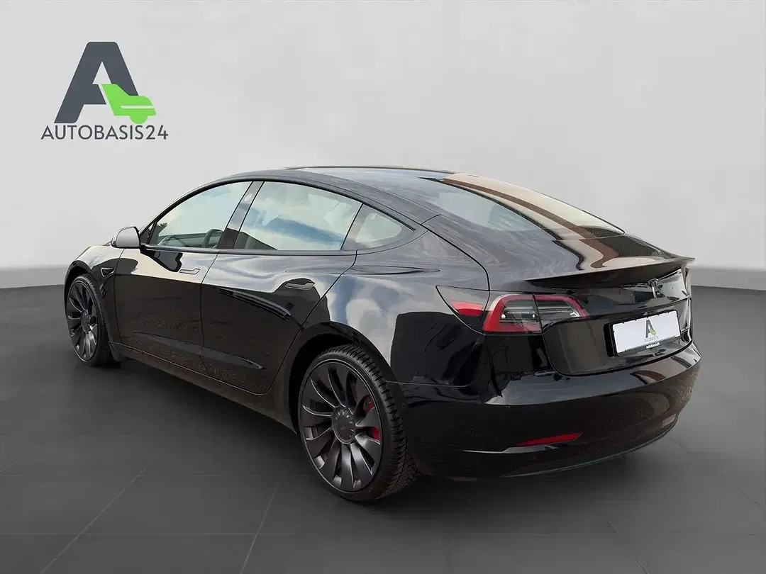 Tesla Model 3 AWD Dual Motor Performance - Thumbnail 3