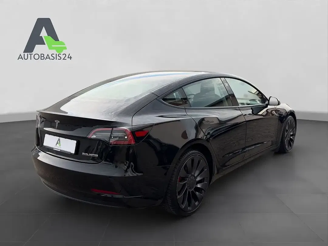 Tesla Model 3 AWD Dual Motor Performance - Thumbnail 5