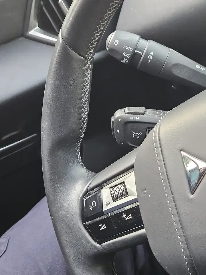 DS Automobiles DS 3 Crossback - Thumbnail 6