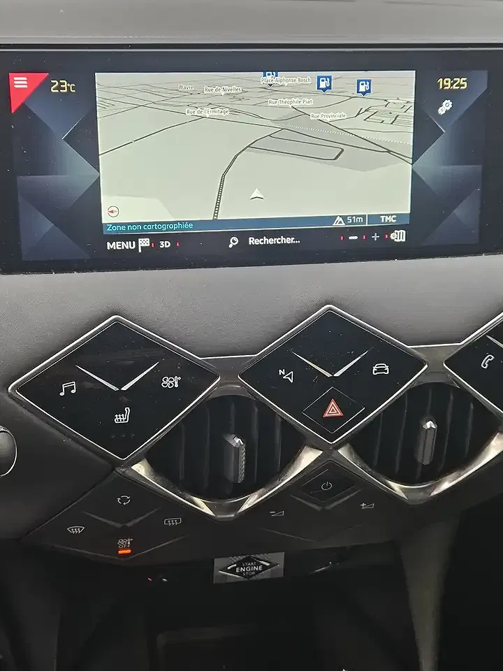 DS Automobiles DS 3 Crossback - Thumbnail 8