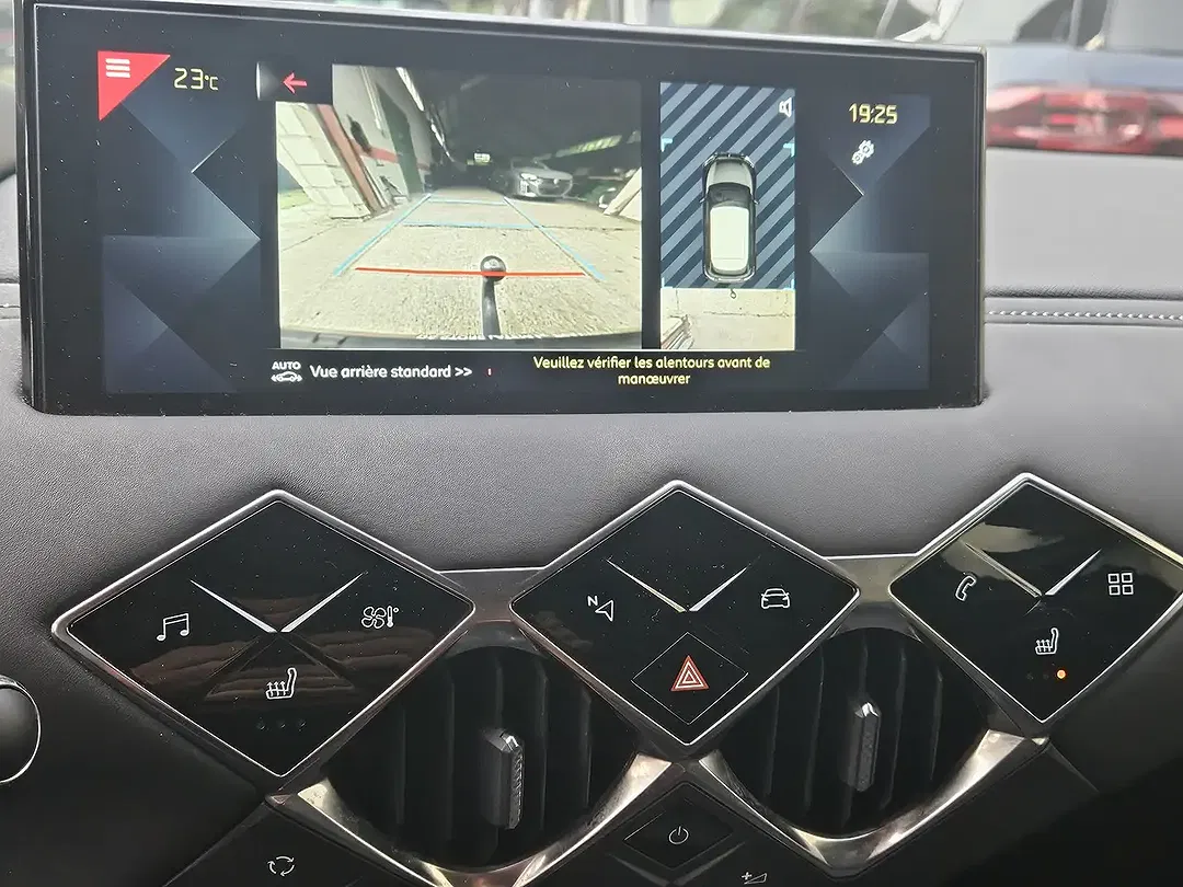 DS Automobiles DS 3 Crossback - Thumbnail 9