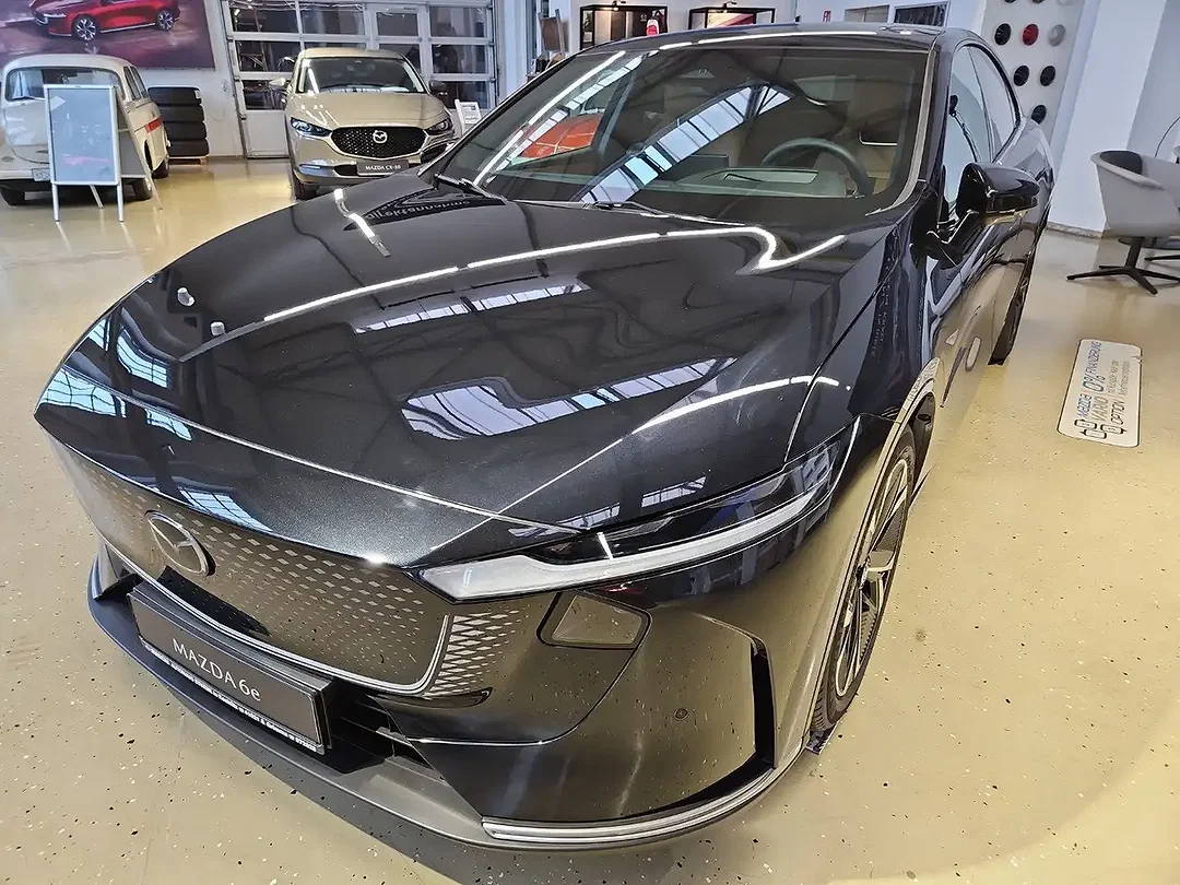 Mazda 6e EV Takumi Plus - Afbeelding 1