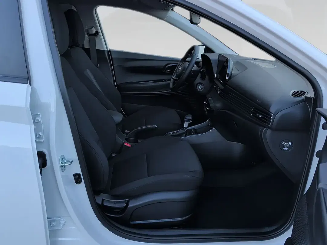 Hyundai i20 DCT - Thumbnail 10