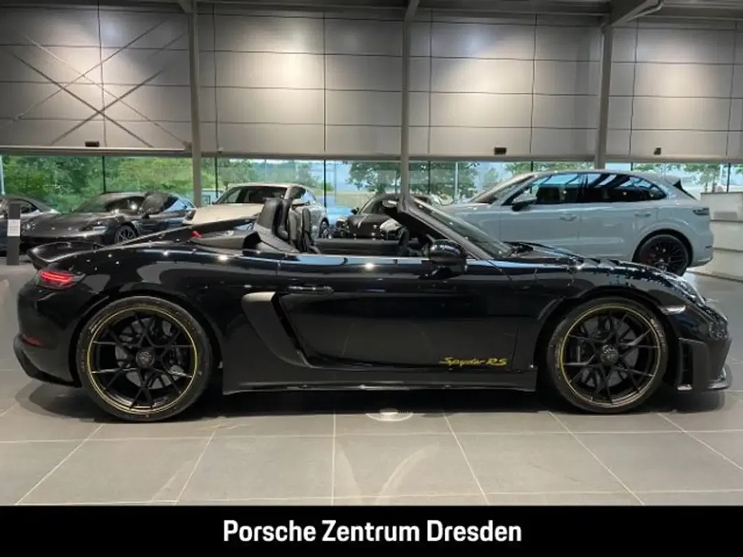 Porsche 718 Spyder RS PCCB Sport Chrono - foto 15