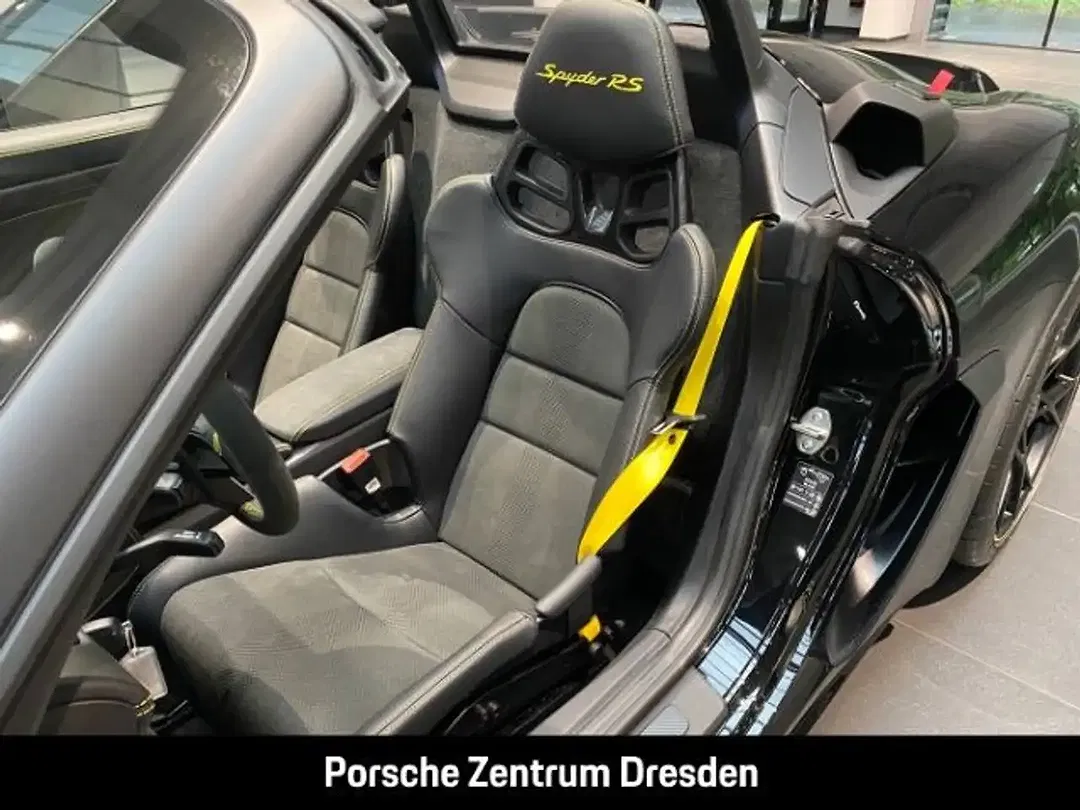 Porsche 718 Spyder RS PCCB Sport Chrono - Thumbnail 5