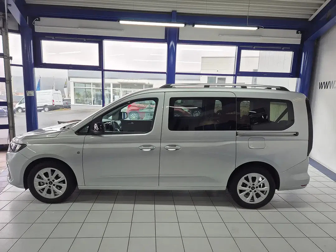 Ford Tourneo Connect 1.5 EcoBoost AUT Titanium - Thumbnail 3
