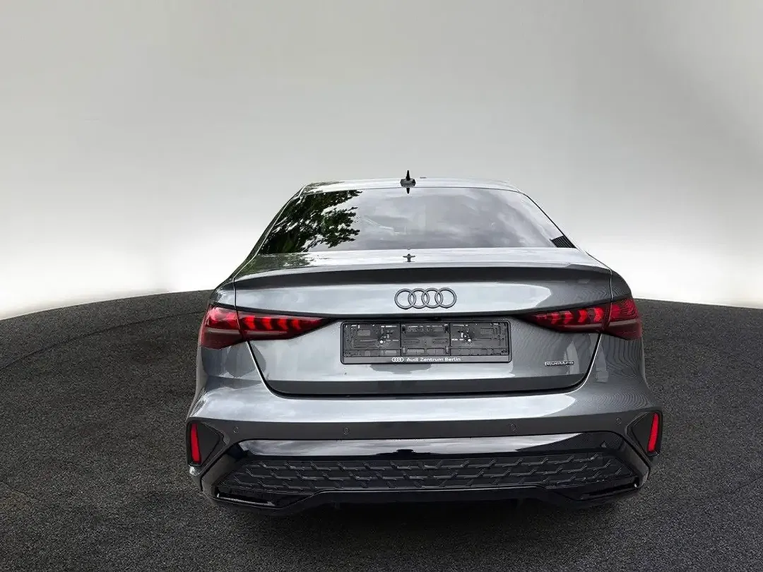 Audi A3 TFSI S tronic quattro S line - Thumbnail 4