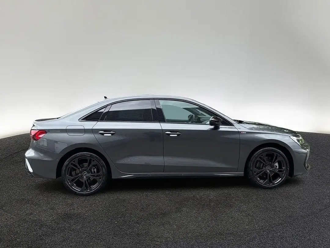 Audi A3 TFSI S tronic quattro S line - Thumbnail 6
