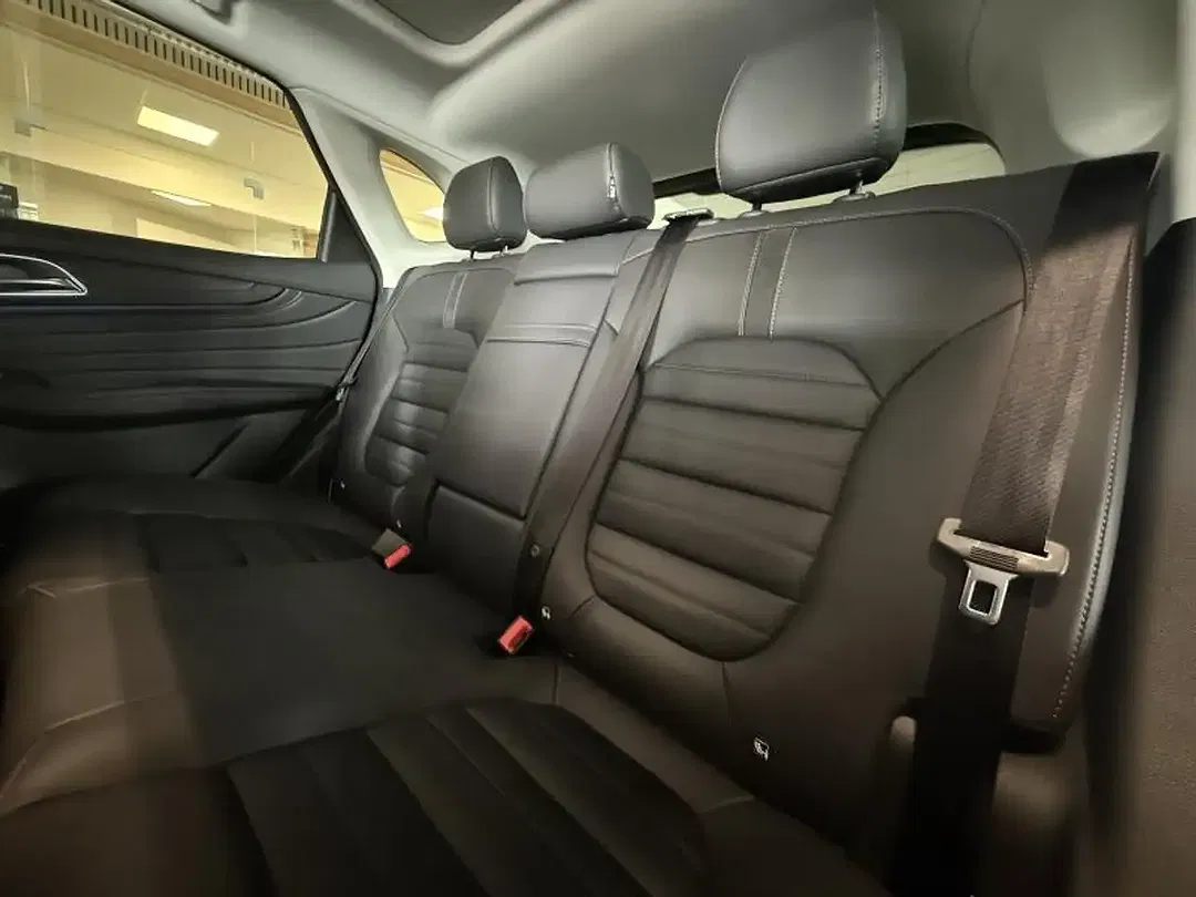 MG EHS 1.5 T-GDI PHEV Luxury - Thumbnail 14