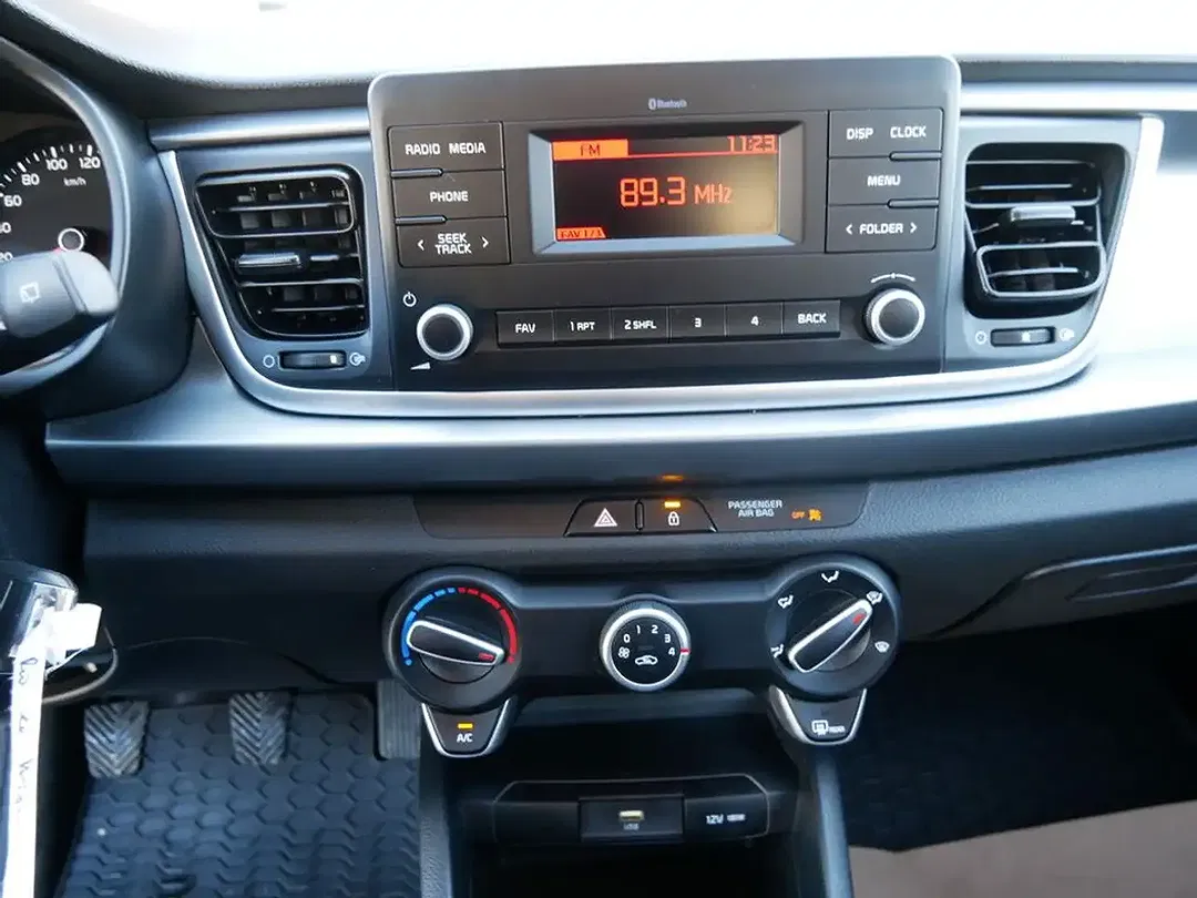 Kia Rio 1.2 - Thumbnail 11