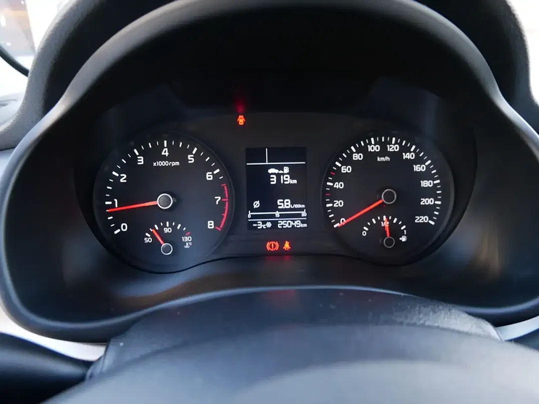 Kia Rio 1.2 - Thumbnail 9