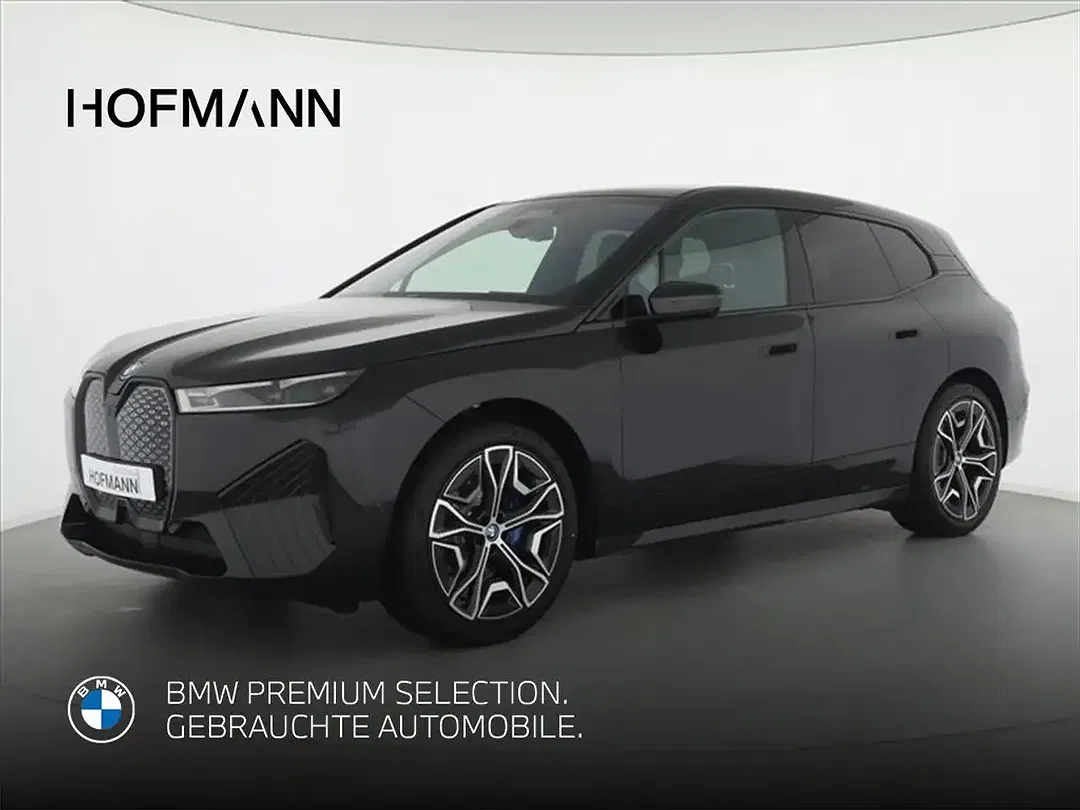 BMW iX - Thumbnail 1