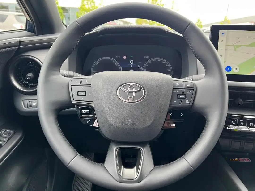 Toyota C-HR Hybrid Teamplayer - Thumbnail 11
