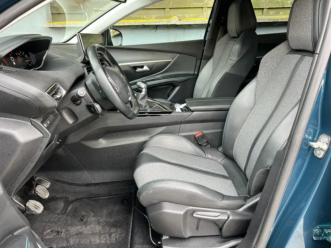 Peugeot 5008 PureTech Allure - Thumbnail 11