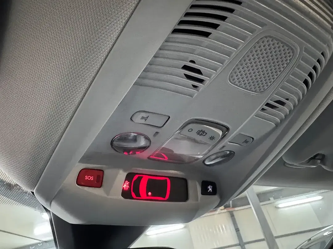 Peugeot 5008 Active Business - Thumbnail 14