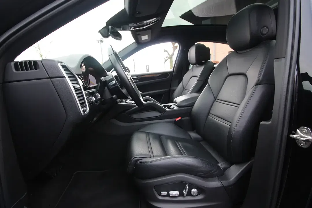 Porsche Cayenne 3.0 V6 Sport Chrono Coupe Turbo - Thumbnail 12