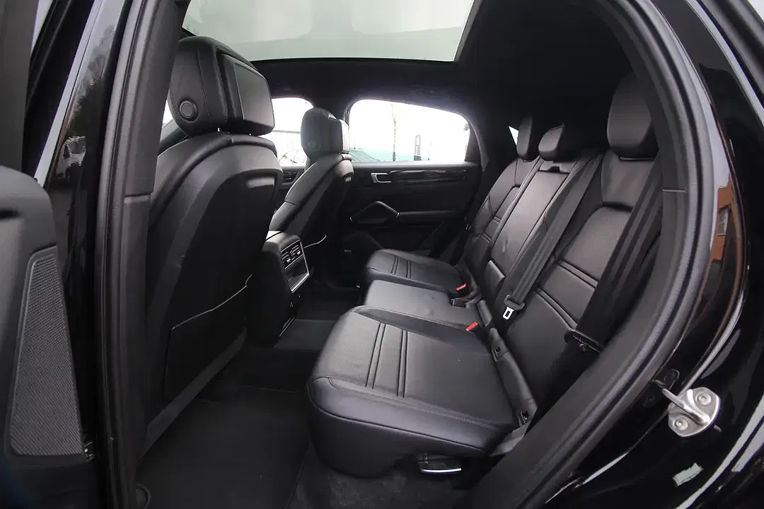 Porsche Cayenne 3.0 V6 Sport Chrono Coupe Turbo - Thumbnail 13