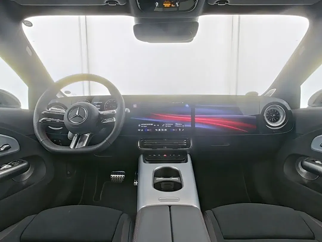 Mercedes-Benz CLA 350 EQ 4MATIC Burmester Night - Thumbnail 3