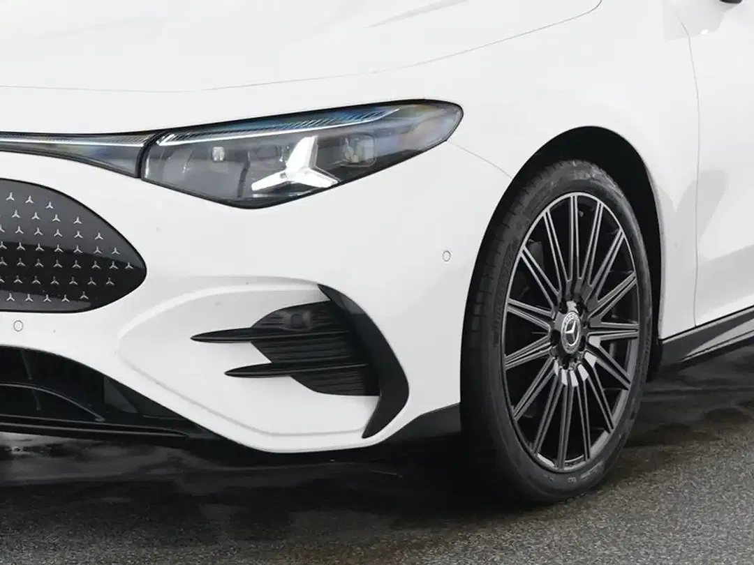 Mercedes-Benz CLA 350 EQ 4MATIC Burmester Night - Thumbnail 4