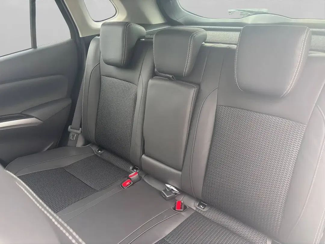 Suzuki S-Cross Hybrid 1.4 AllGrip Comfort+ - Thumbnail 12
