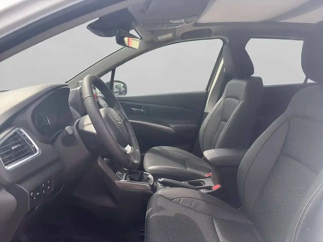 Suzuki S-Cross Hybrid 1.4 AllGrip Comfort+ - Thumbnail 9
