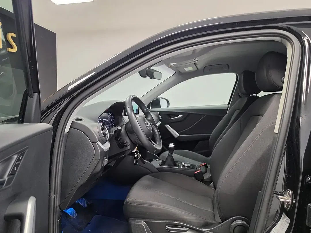 Audi Q2 - Thumbnail 11