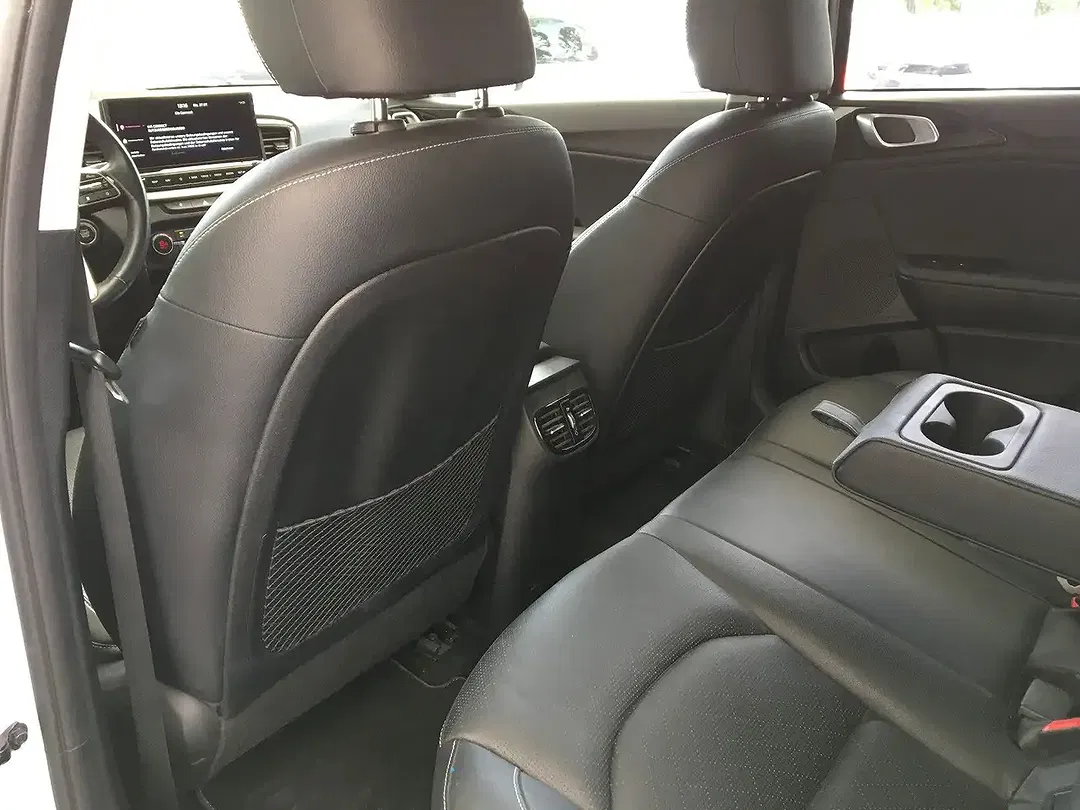 Kia XCeed 1.6 PHEV Hybrid Platinum Edition - Thumbnail 11