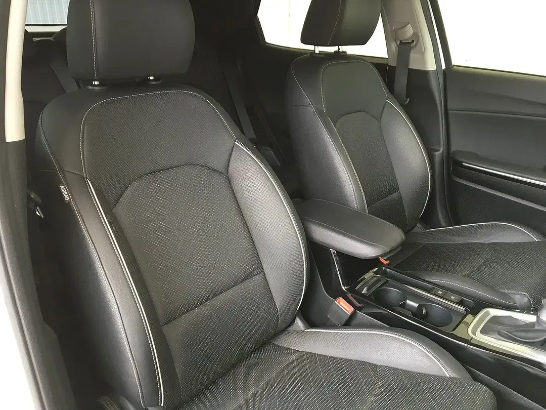 Kia XCeed 1.6 PHEV Hybrid Platinum Edition - Thumbnail 14