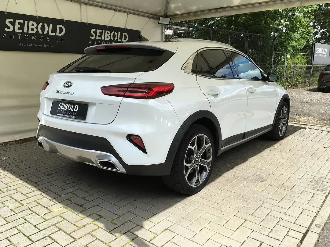 Kia XCeed 1.6 PHEV Hybrid Platinum Edition - Thumbnail 5
