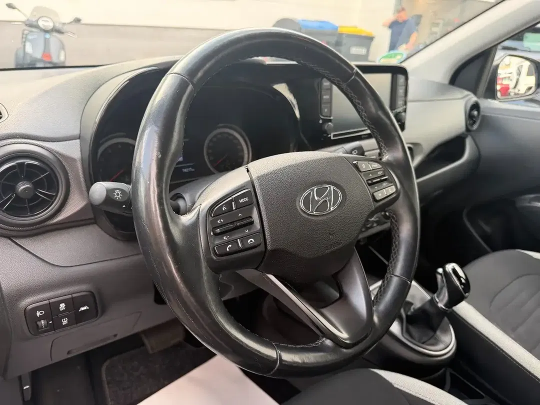 Hyundai i10 AUT - Thumbnail 14
