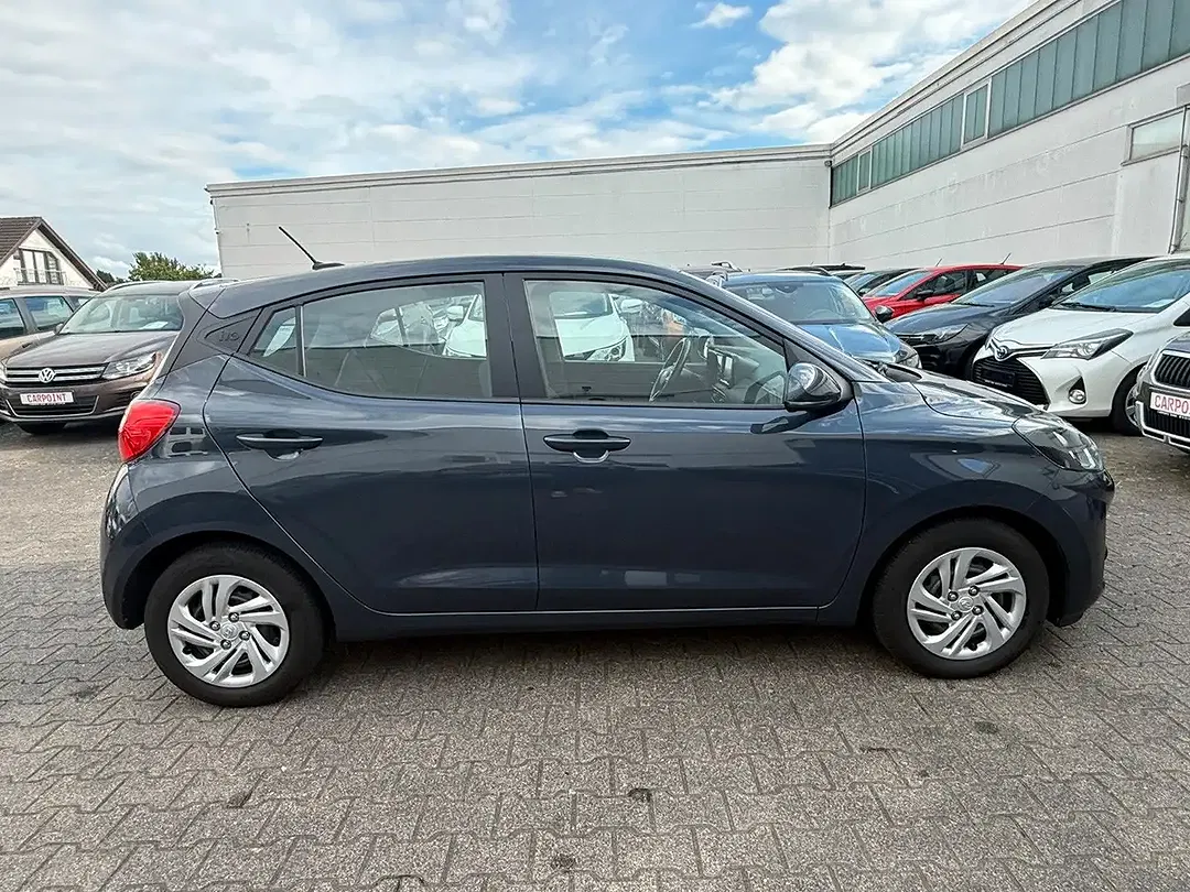 Hyundai i10 AUT - Thumbnail 4