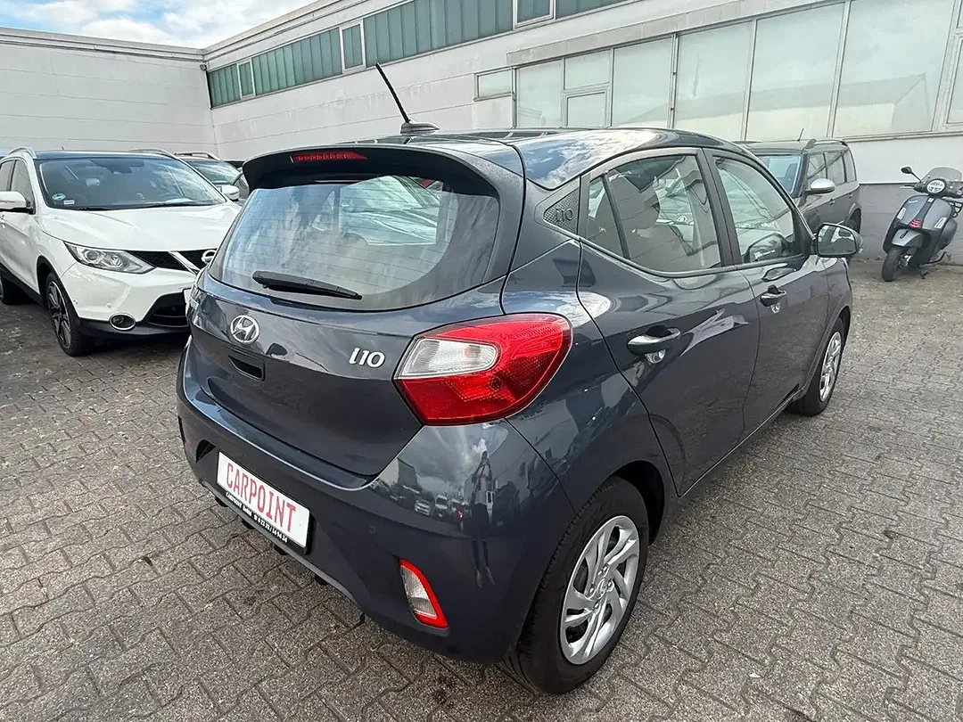 Hyundai i10 AUT - Thumbnail 5