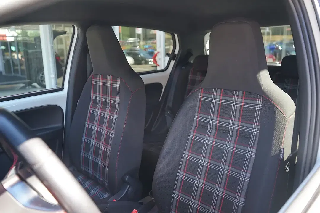 Volkswagen up! 1.0 GTI - Thumbnail 11