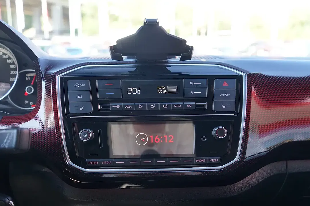 Volkswagen up! 1.0 GTI - Thumbnail 13