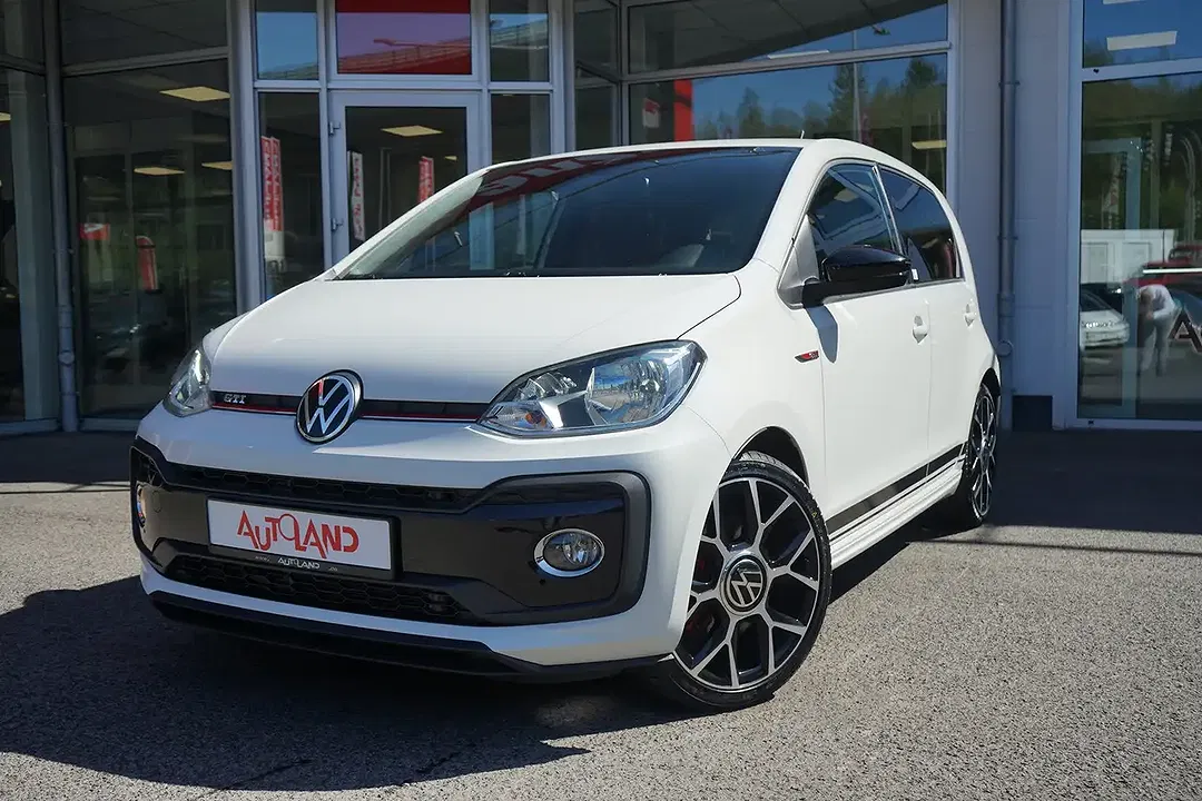 Volkswagen up! 1.0 GTI - foto 1