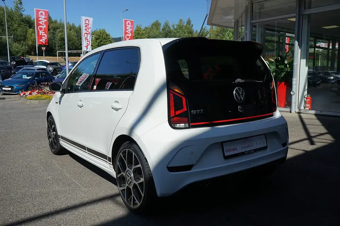 Volkswagen up! 1.0 GTI - Thumbnail 6
