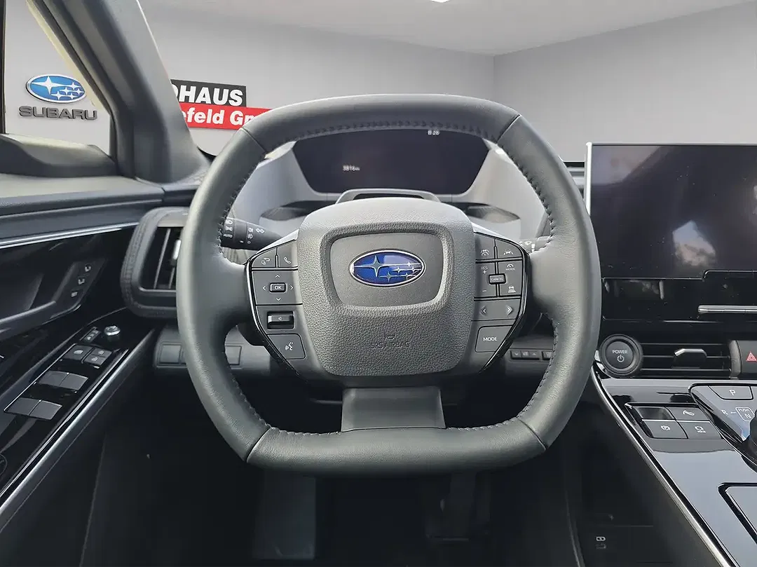 Subaru Solterra Platinum Plus - Thumbnail 12