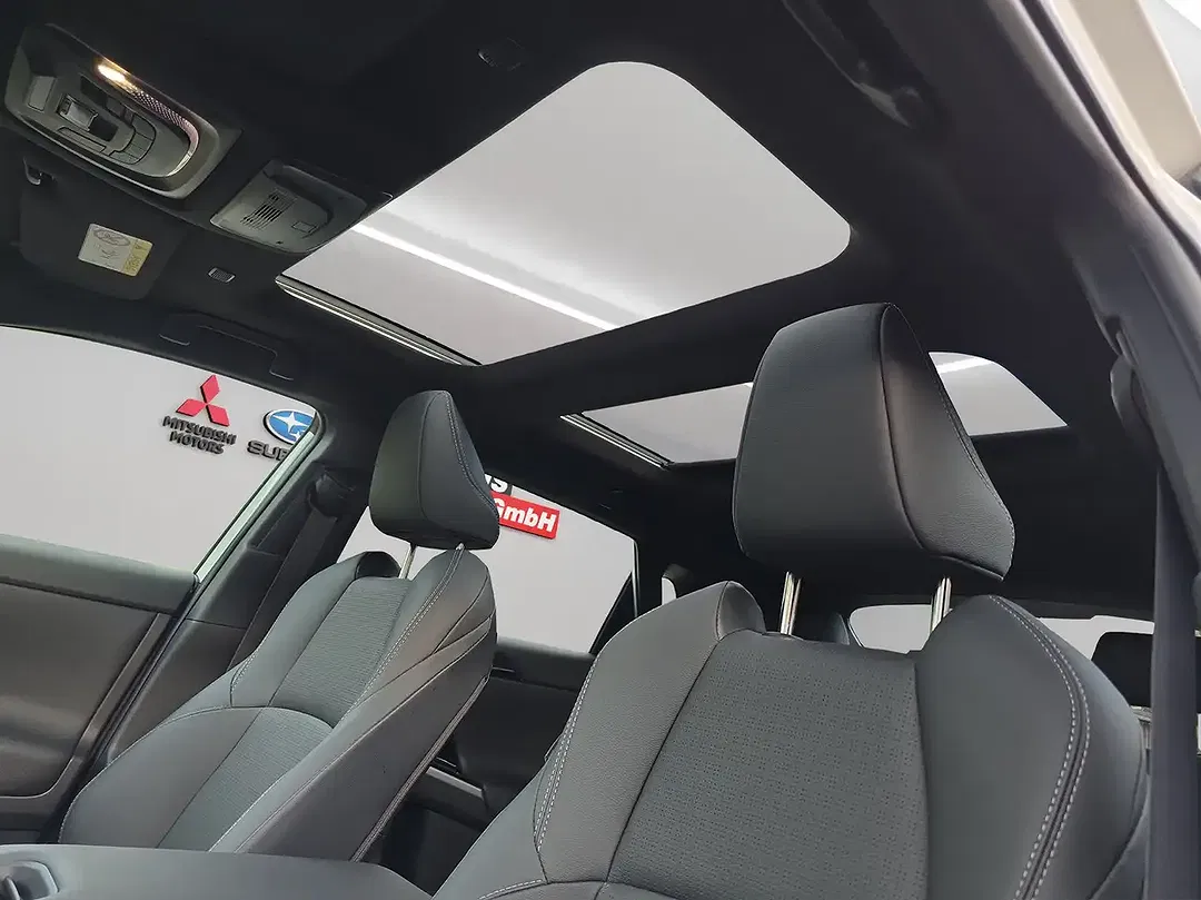 Subaru Solterra Platinum Plus - Thumbnail 18