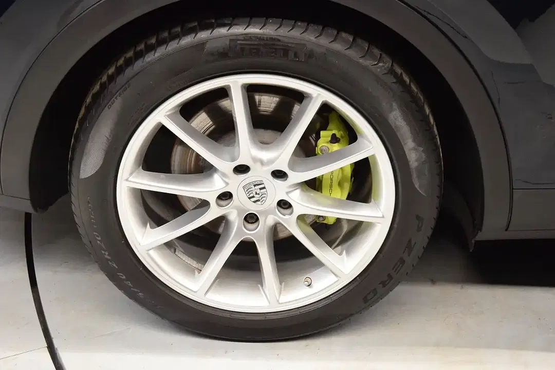 Porsche Cayenne E-Hybrid - Thumbnail 14