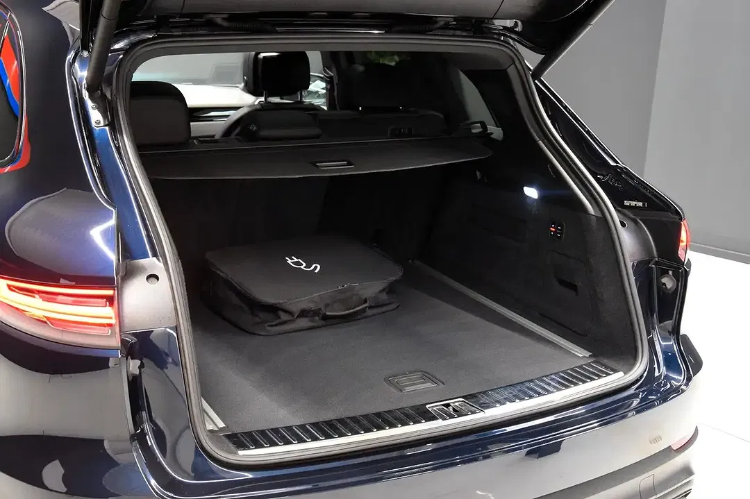Porsche Cayenne E-Hybrid - Thumbnail 6
