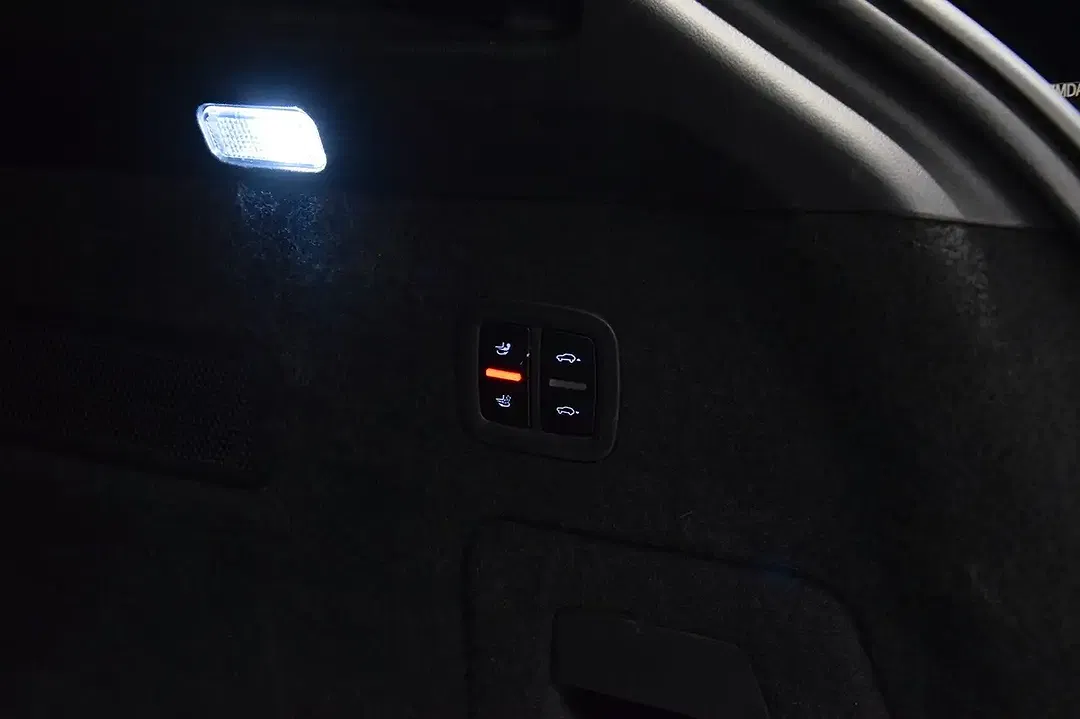 Porsche Cayenne E-Hybrid - Thumbnail 7