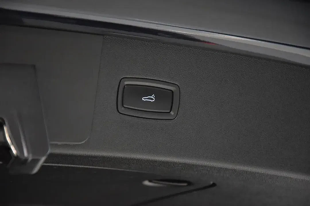 Porsche Cayenne E-Hybrid - Thumbnail 8