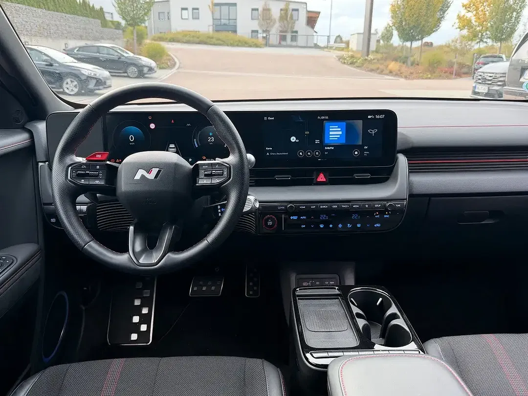 Hyundai IONIQ 5 N Line - Thumbnail 9