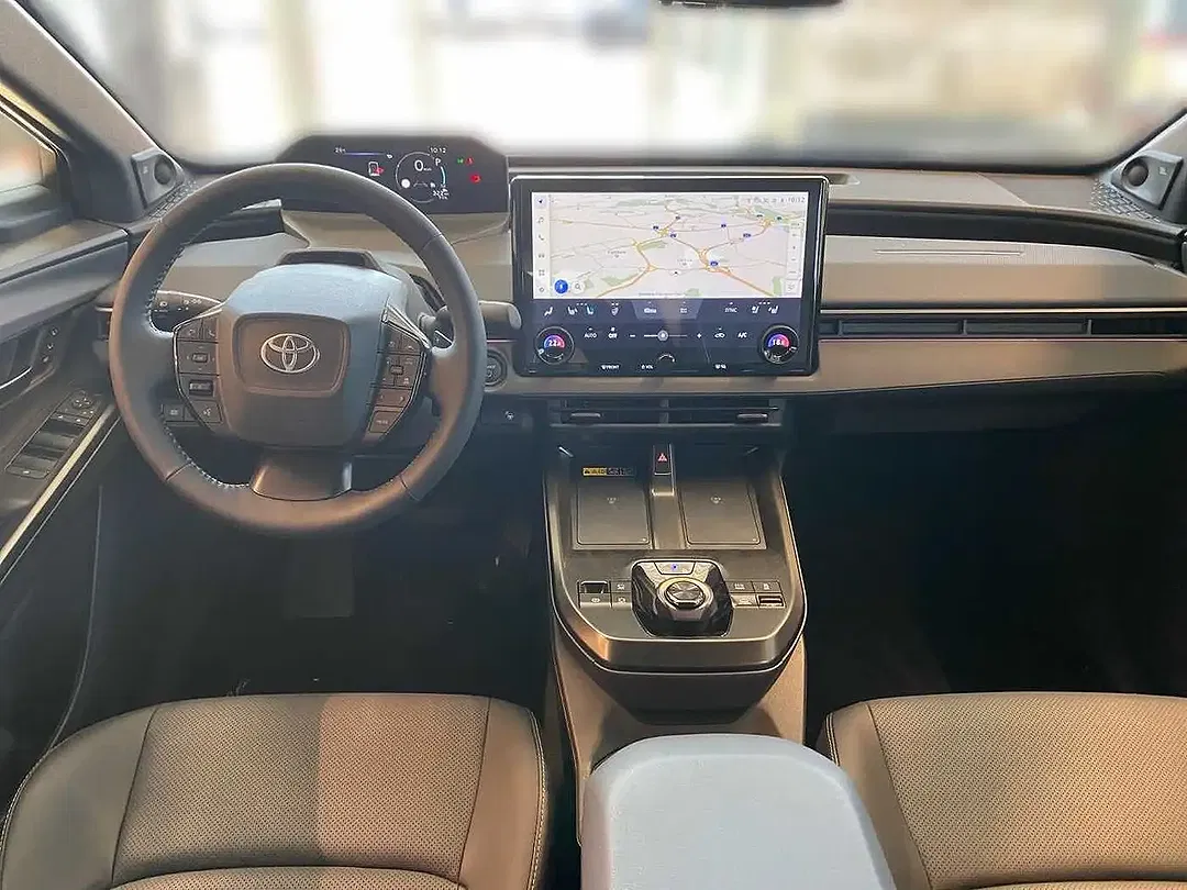 Toyota bZ4X Lounge - Thumbnail 8