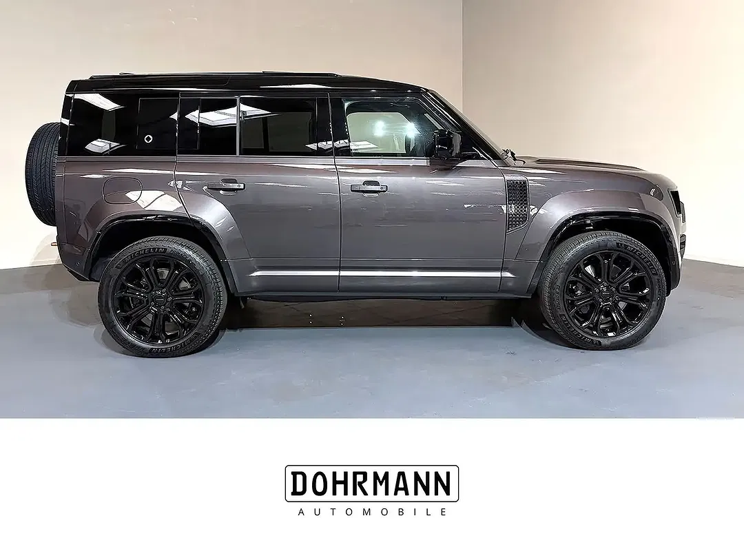Land Rover Defender 4.4 V8 OCTA - Thumbnail 4