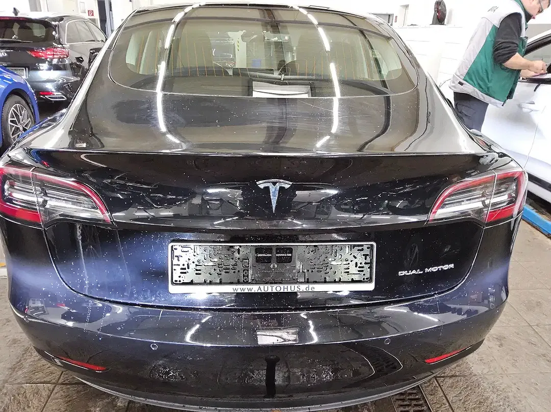 Tesla Model 3 AWD Dual Motor Long Range - Thumbnail 6