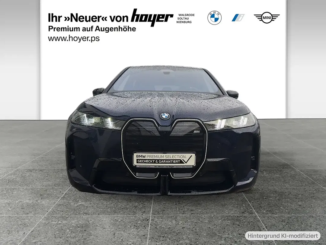 BMW iX xDrive - Thumbnail 12