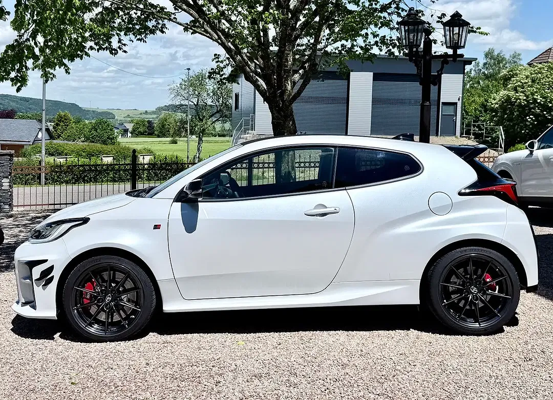 Toyota Yaris Edition - Thumbnail 3