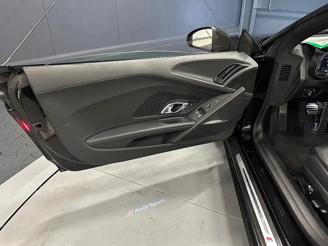 Audi R8 V10 quattro performance - Thumbnail 14