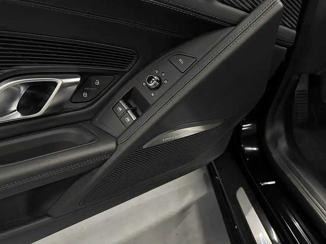 Audi R8 V10 quattro performance - Thumbnail 15